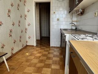 2-комн. квартира, 50 м², 3/5 этаж
