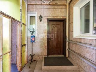 3-этажный дом, 352.9 м², 14.1 соток