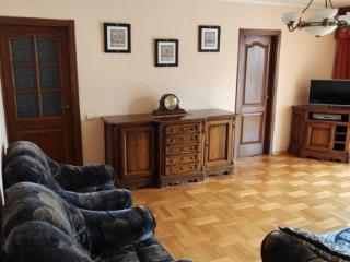 3-комн. квартира, 55.7 м², 4/5 этаж