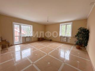  дом, 292 м², 13.47 соток