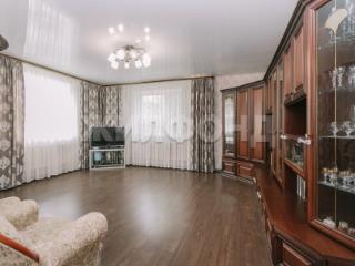  дом, 172 м², 21 сотка