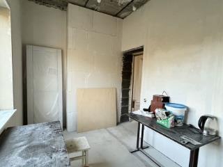  дом, 180 м², 10 соток