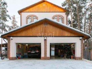 3-этажный дом, 432 м², 16.92 соток