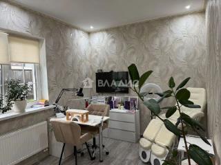 3-этажный дом, 250 м², 7.38 соток