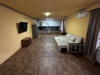  дом, 201 м², 10 соток