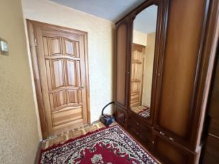 2-комн. квартира, 49 м², 3/3 этаж