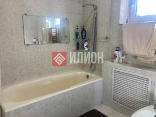 3-этажный дом, 249 м², 6 соток