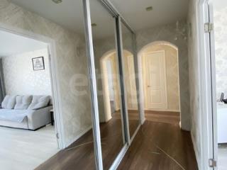 3-комн. квартира, 61 м², 7/9 этаж