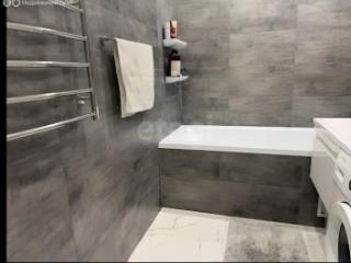 2-комн. квартира, 72 м², 2/9 этаж