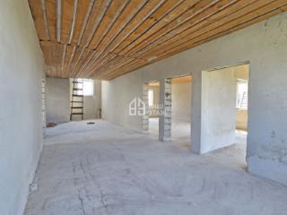 2-этажный дом, 233 м², 8.6 соток