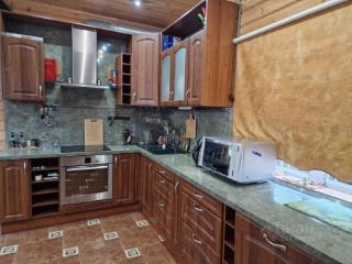 2-этажный дом, 213 м², 25 соток