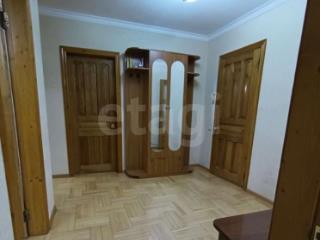 3-комн. квартира, 84 м², 2/5 этаж