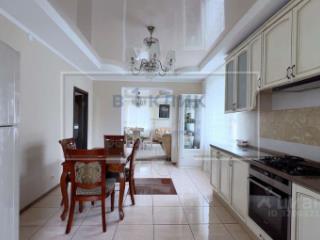 3-этажный коттедж, 341.3 м², 6.5 соток