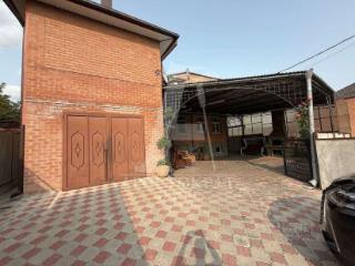 3-этажный дом, 342.7 м², 6.5 соток