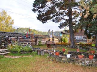 3-этажный дом, 258.5 м², 20 соток