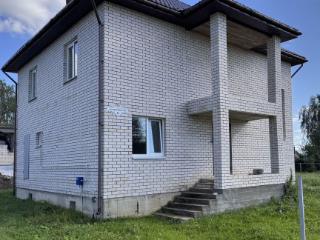  дом, 176 м², 8 соток