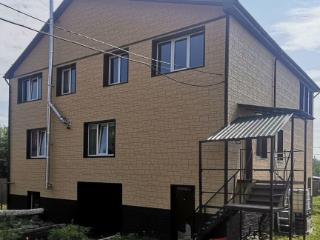  таунхаус, 203 м², 5.5 соток