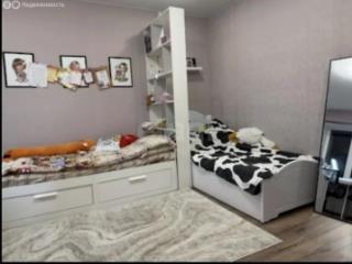 2-комн. квартира, 72 м², 2/9 этаж