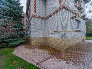 2-этажный дом, 194.9 м², 6 соток