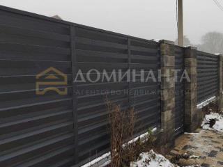  дом, 280 м², 15 соток