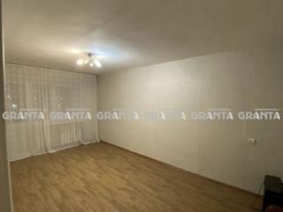 1-комн. квартира, 33 м², 4/5 этаж