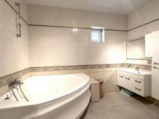  коттедж, 224 м², 40 соток