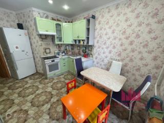 2-комн. квартира, 67.4 м², 2/17 этаж