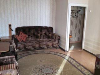 2-комн. квартира, 42 м², 3/5 этаж