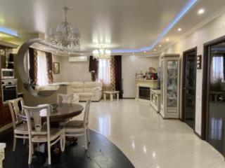 2-этажный дом, 240 м², 10 соток