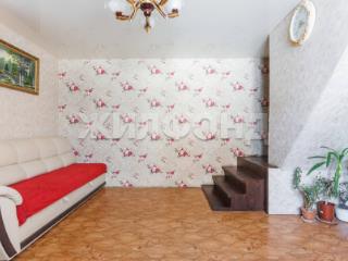  дом, 220 м², 10.46 соток