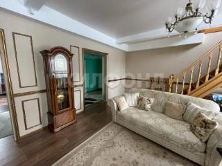  дом, 286.8 м², 17.85 соток