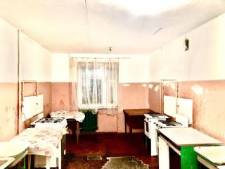 Комната, 40 м², 4-комн.