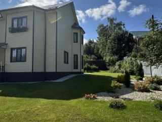  дом, 140 м², 7.5 соток