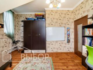 2-этажный коттедж, 261 м², 10 соток