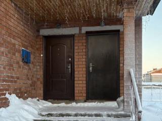 2-комн. квартира, 81.6 м², 1/2 этаж