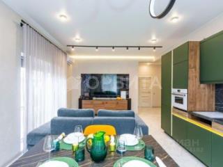  дом, 145.8 м², 7.5 соток