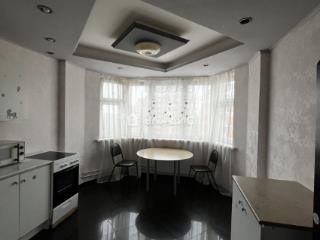 2-комн. квартира, 64.1 м², 16/17 этаж