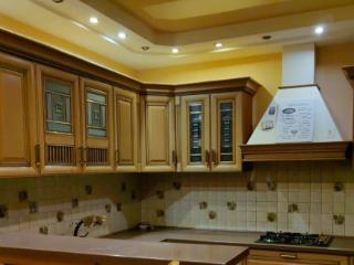  коттедж, 300 м², 7 соток