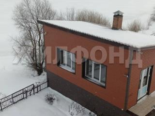  дом, 220 м², 8 соток