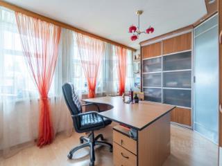 2-этажный коттедж, 383 м², 8 соток