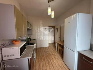 2-комн. квартира, 58 м², 3/9 этаж