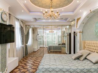 3-этажный дом, 432 м², 16.92 соток