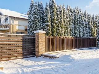  дом, 300 м², 23 сотки