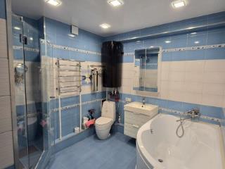 2-комн. квартира, 78 м², 3/3 этаж