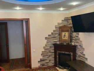 4-комн. квартира, 100 м², 1/5 этаж