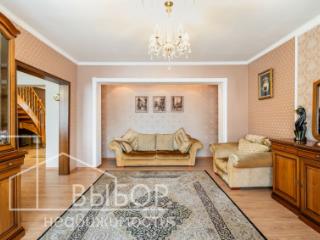 2-этажный коттедж, 261 м², 10 соток