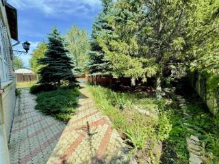 4-этажный дом, 365.5 м², 14.8 соток