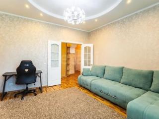 2-комн. квартира, 49 м², 4/10 этаж