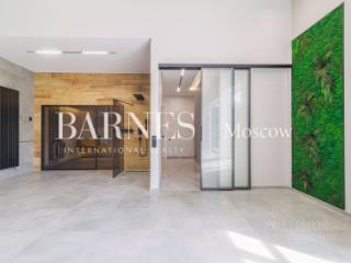 2-этажный дом, 600 м², 15 соток