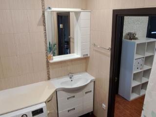 2-комн. квартира, 72 м², 11/17 этаж